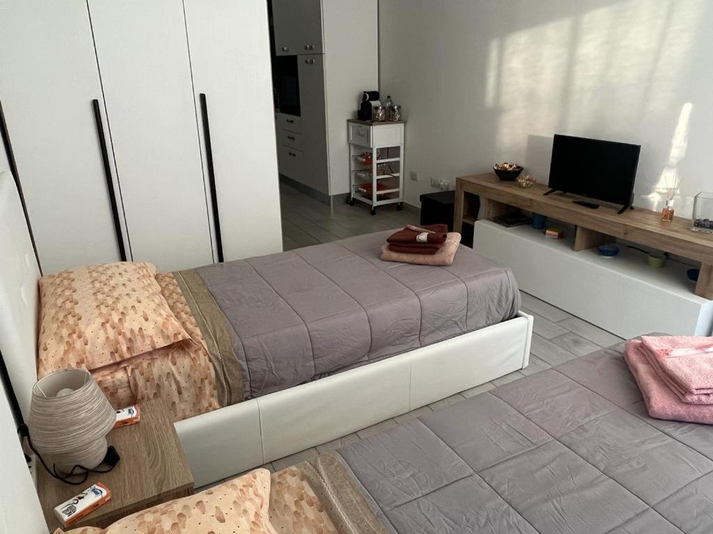 Einaudi Apartment Cologno Monzese Exteriör bild