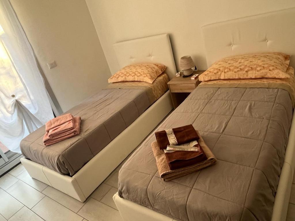 Einaudi Apartment Cologno Monzese Exteriör bild