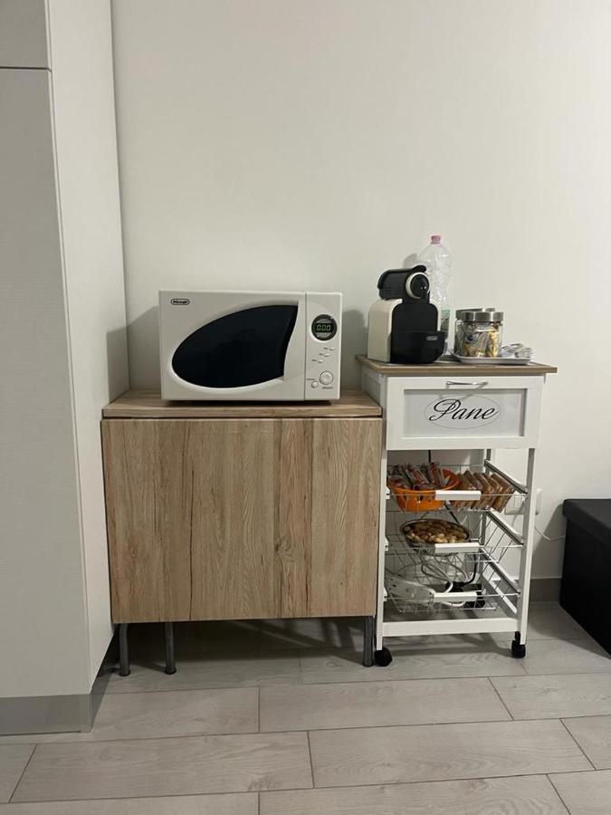 Einaudi Apartment Cologno Monzese Exteriör bild